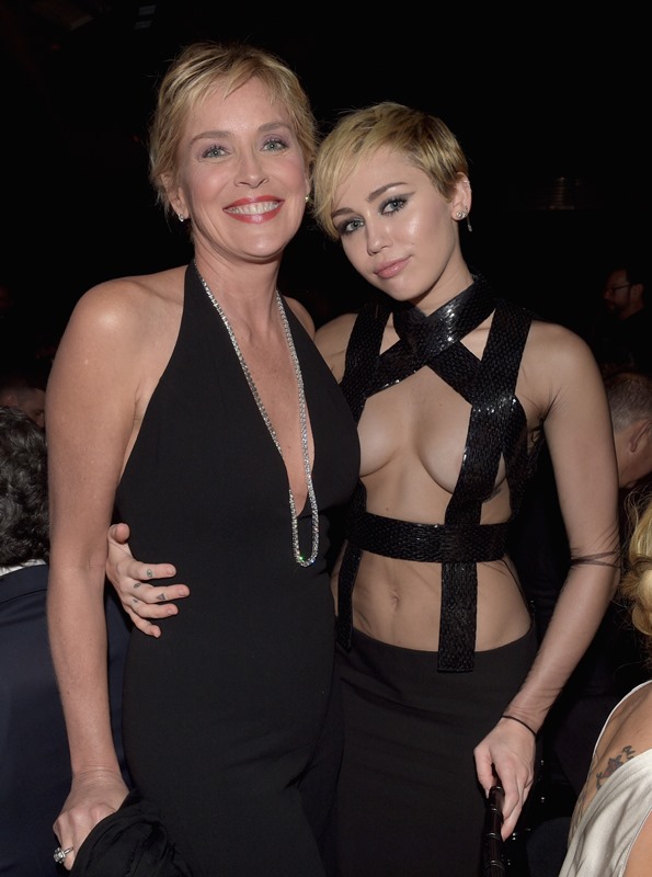 Miley’s difficult dress