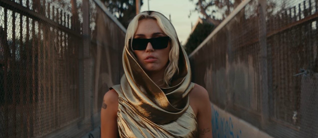 Celebrity Social Media, January 13, 2023