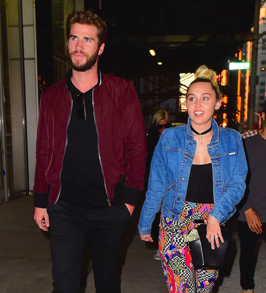 Miley & Liam hold hands in New York