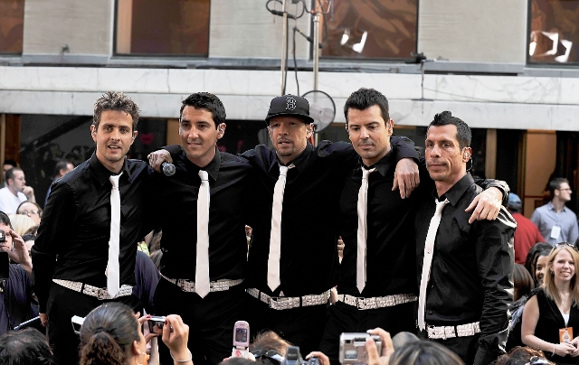 Do you want to see (and meet!) NKOTB?