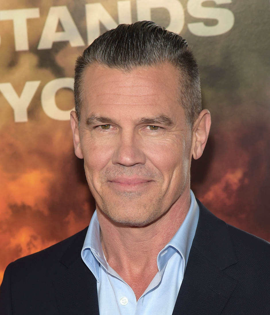 Josh Brolin and Miles Teller in Only The Brave