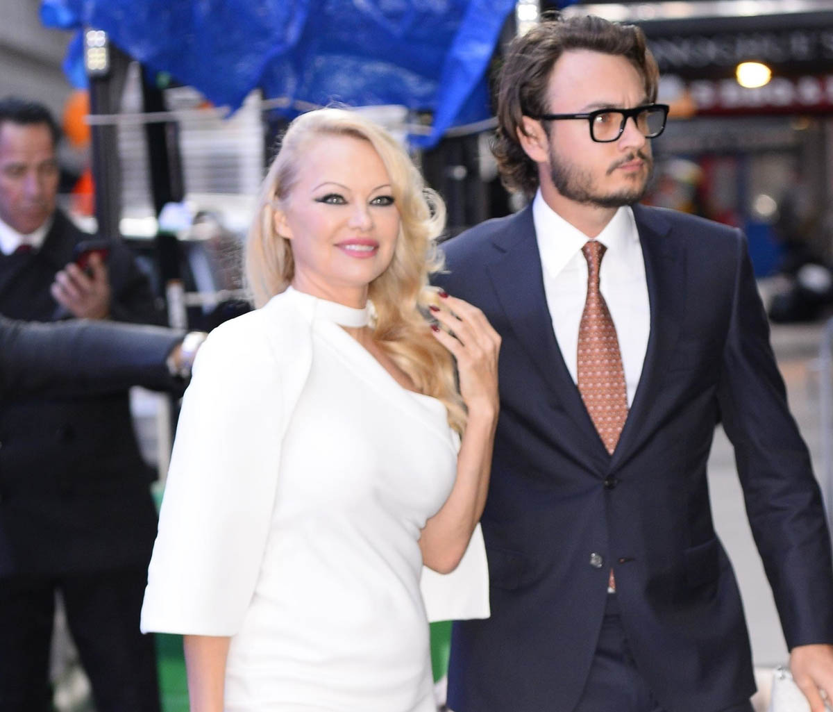 Celebrity Social Media, March 23, 2022