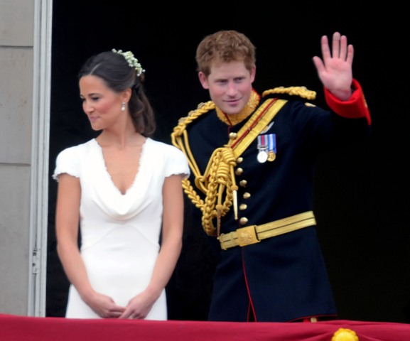 Royal Wedding: Harry, Chelsy, Pippa, “L”