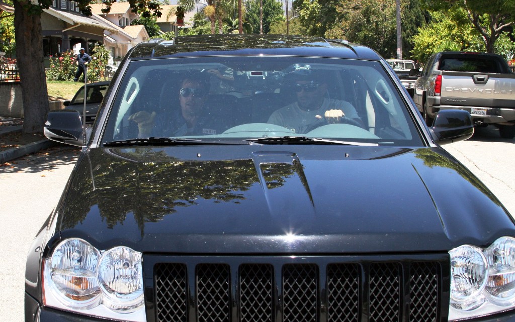 Brad Pitt: paps come in handy!