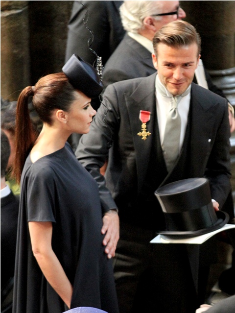 Becks touches the bump!