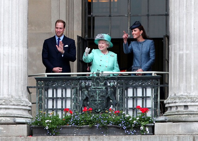 William, Catherine, and no nude heels