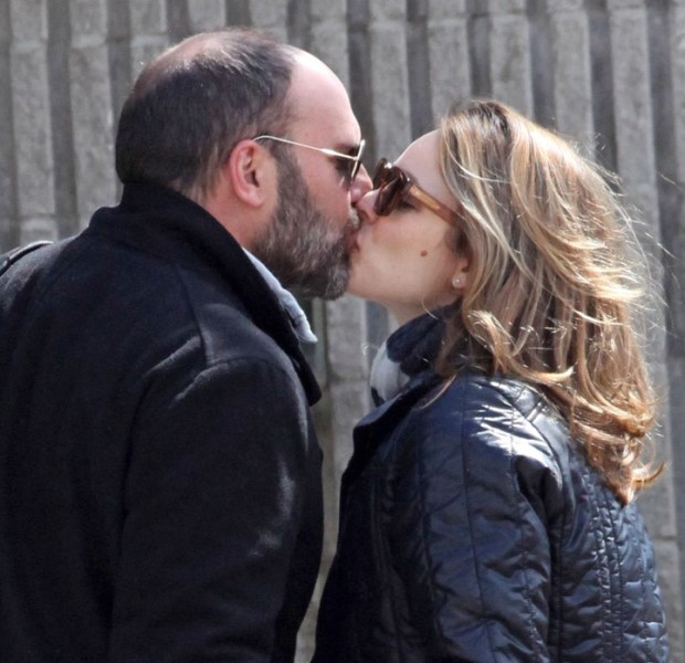 Rachel kissing Patrick