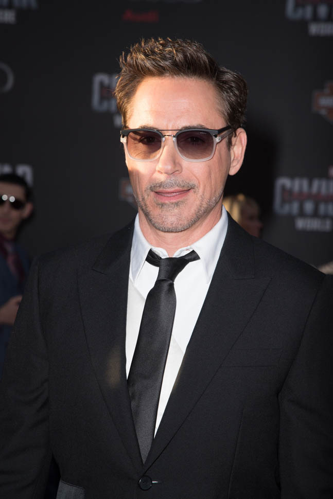 The unpopular Team Iron Man