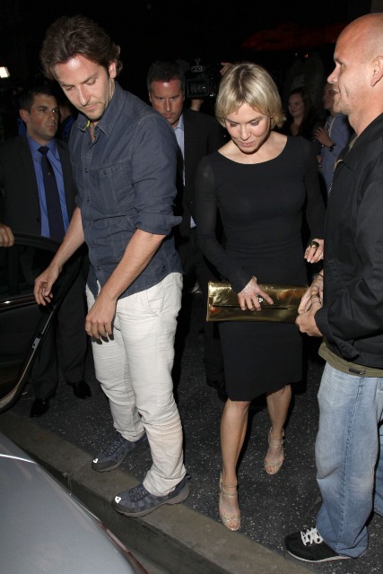 Bridget Jones and Samantha Micelli