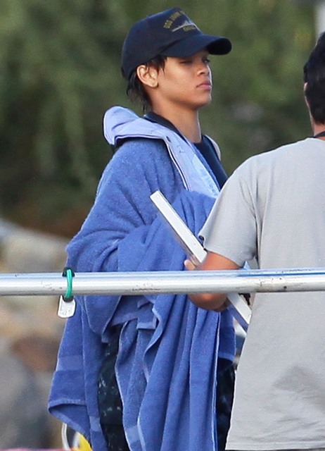 Rihanna gives us Taylor Kitsch