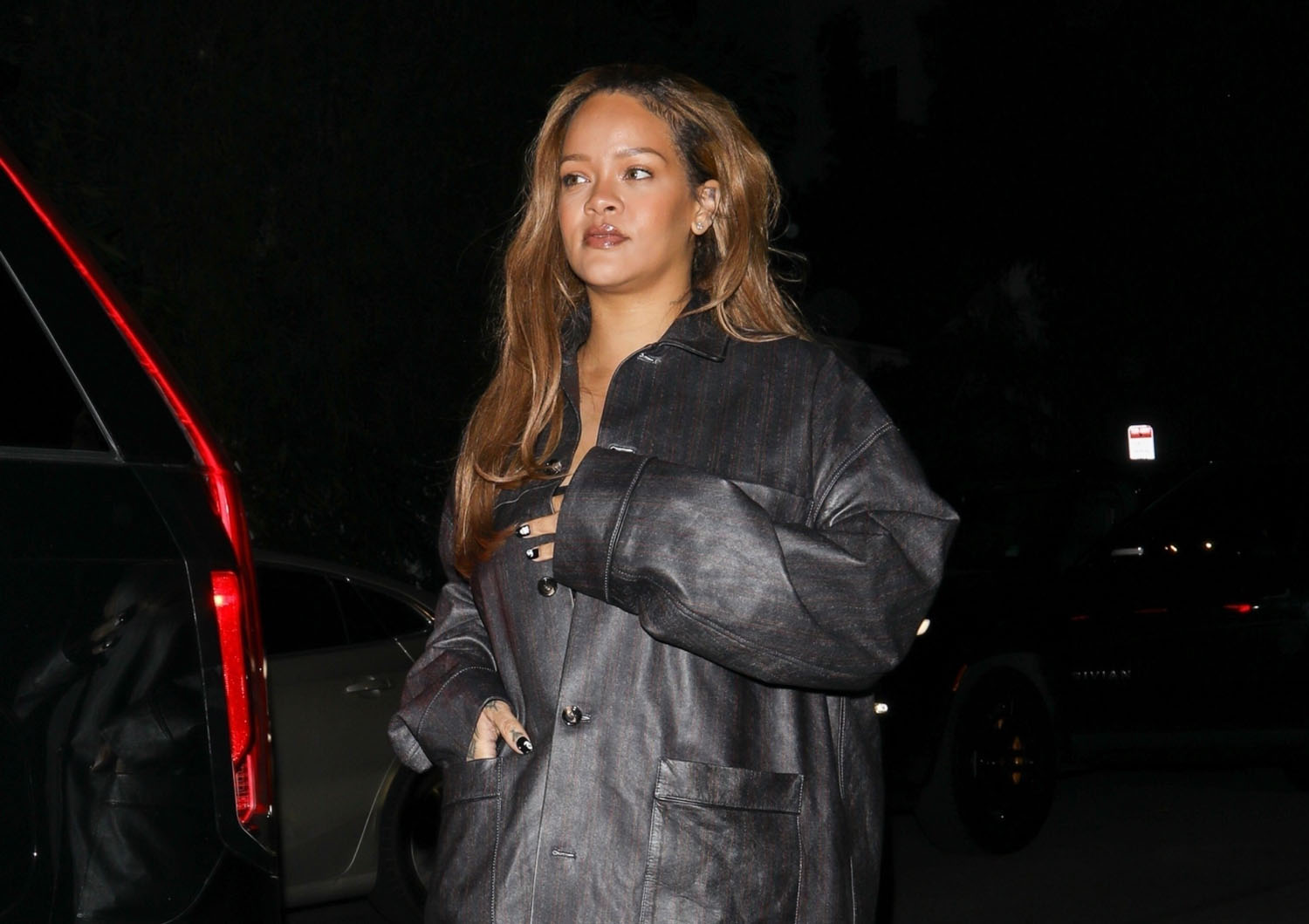Rihanna goes on a date with Rihanna