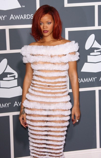 Grammy Bald: Rihanna