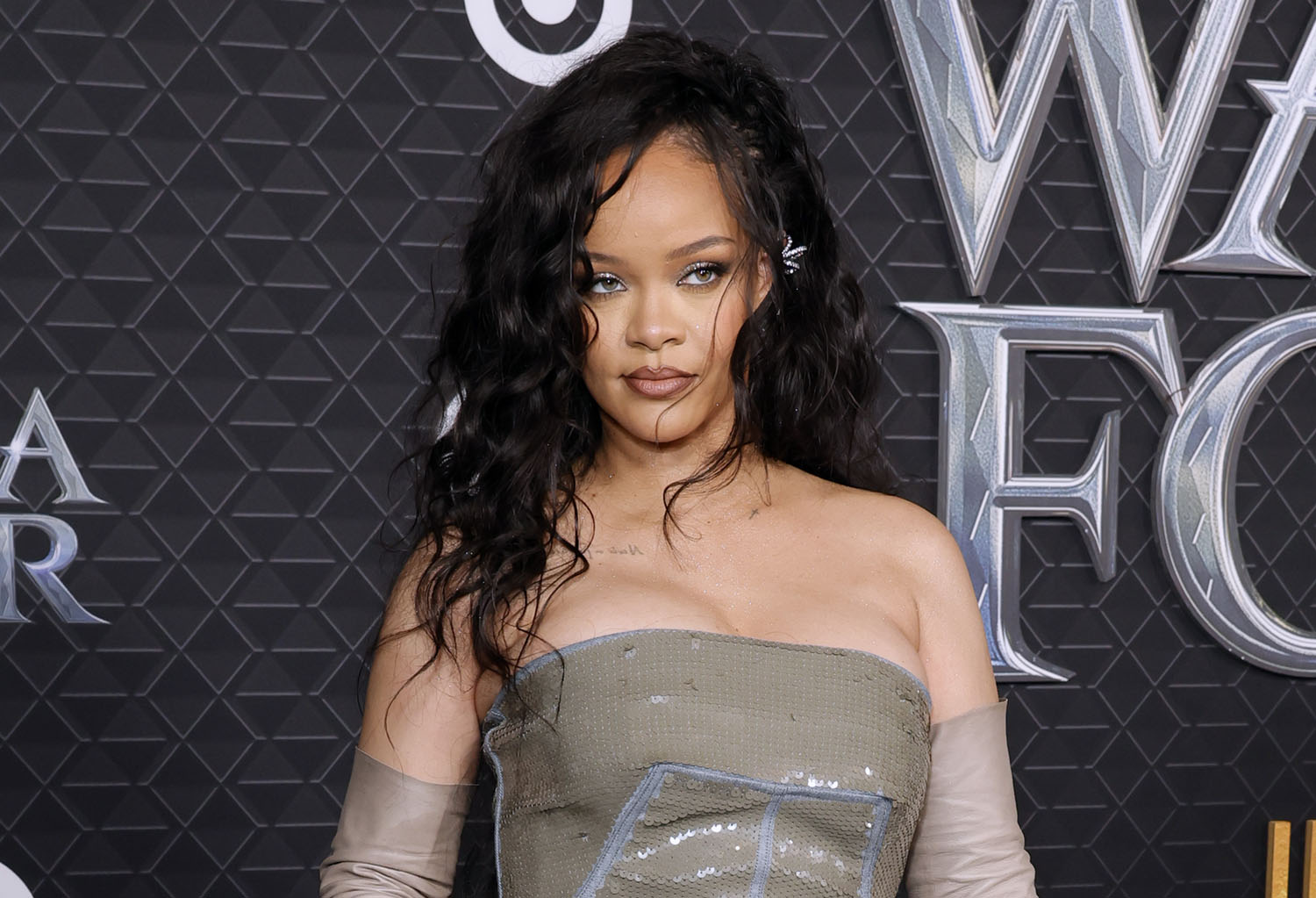 Rihanna’s baffling decision
