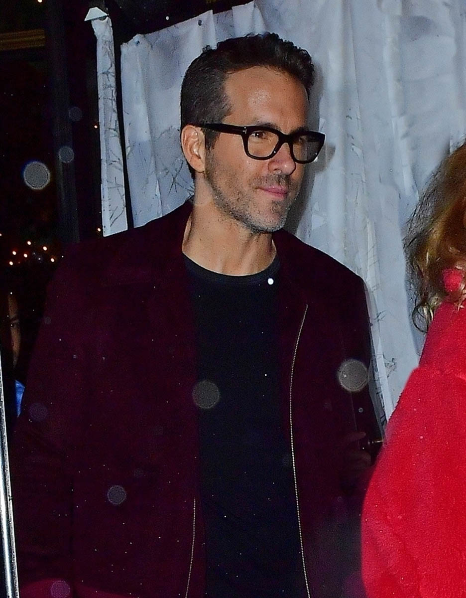 Ryan Reynolds in 6 Underground