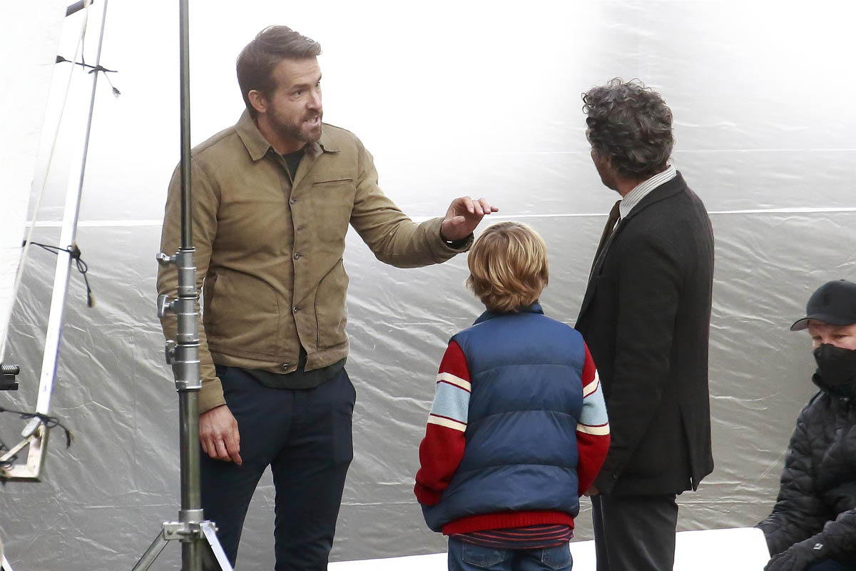 Ryan Reynolds and All His Bromances