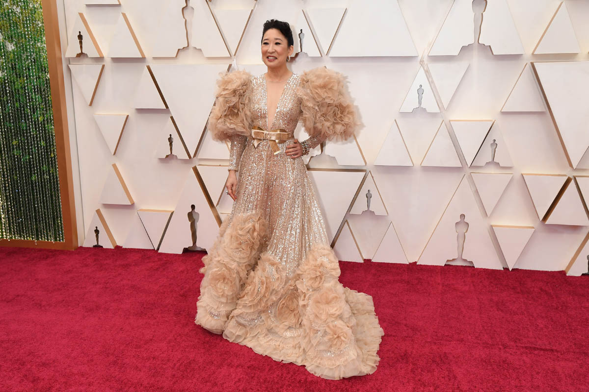 Sandra Oh: The Heavenly Angel & The Black Swan – Oscars Best Dressed (Lainey)