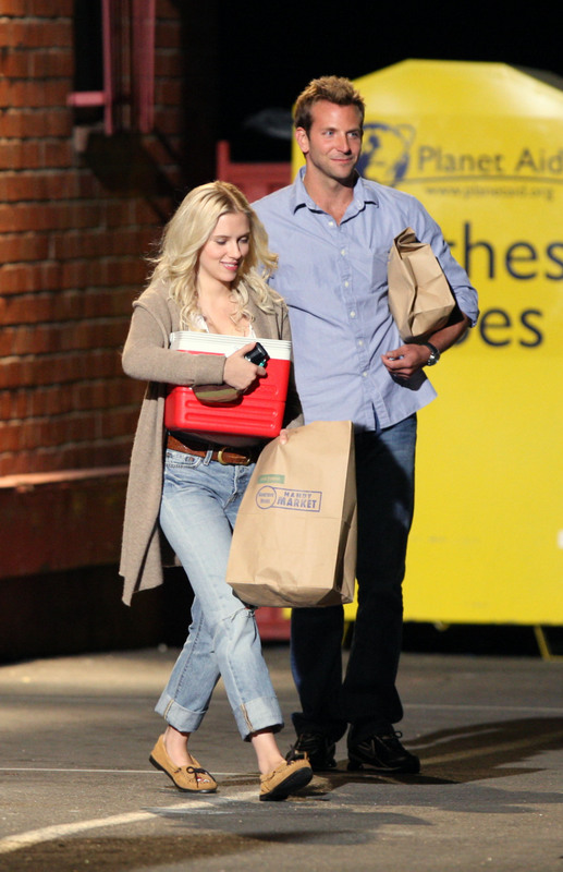 Hollywood Musical Love Chairs