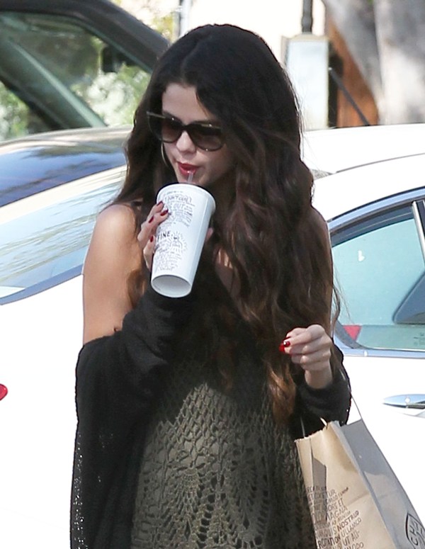 Real or Fake: Selena Gomez edition