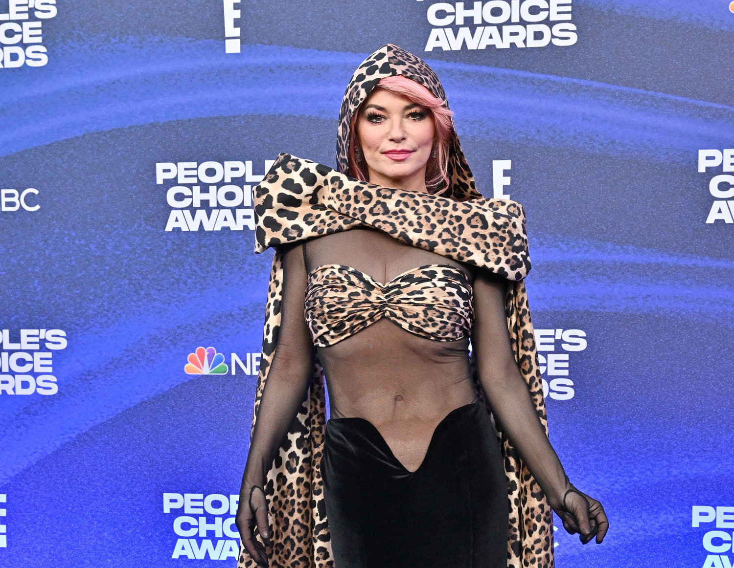 Celebrity Social Media, December 7, 2022