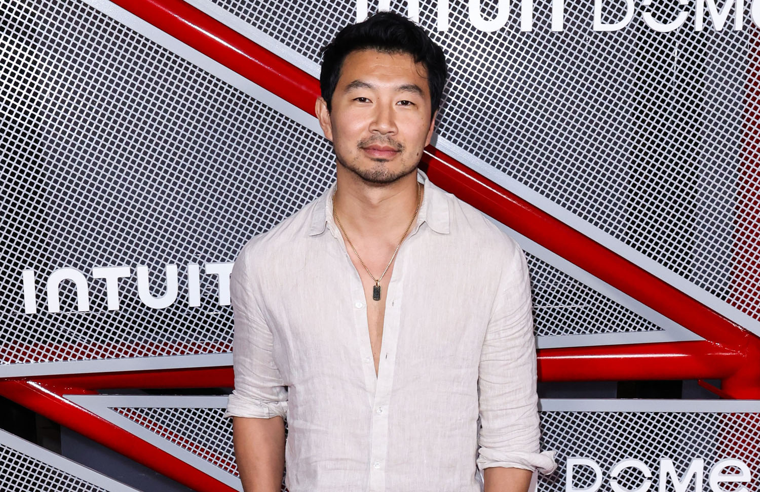 Simu the Dragon: A Lesson in Bubble Tea