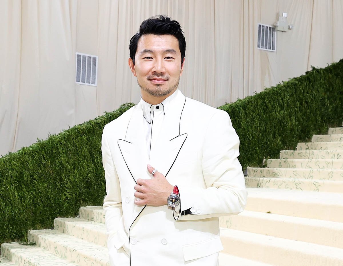 Simu and Timothée: Best of Met White