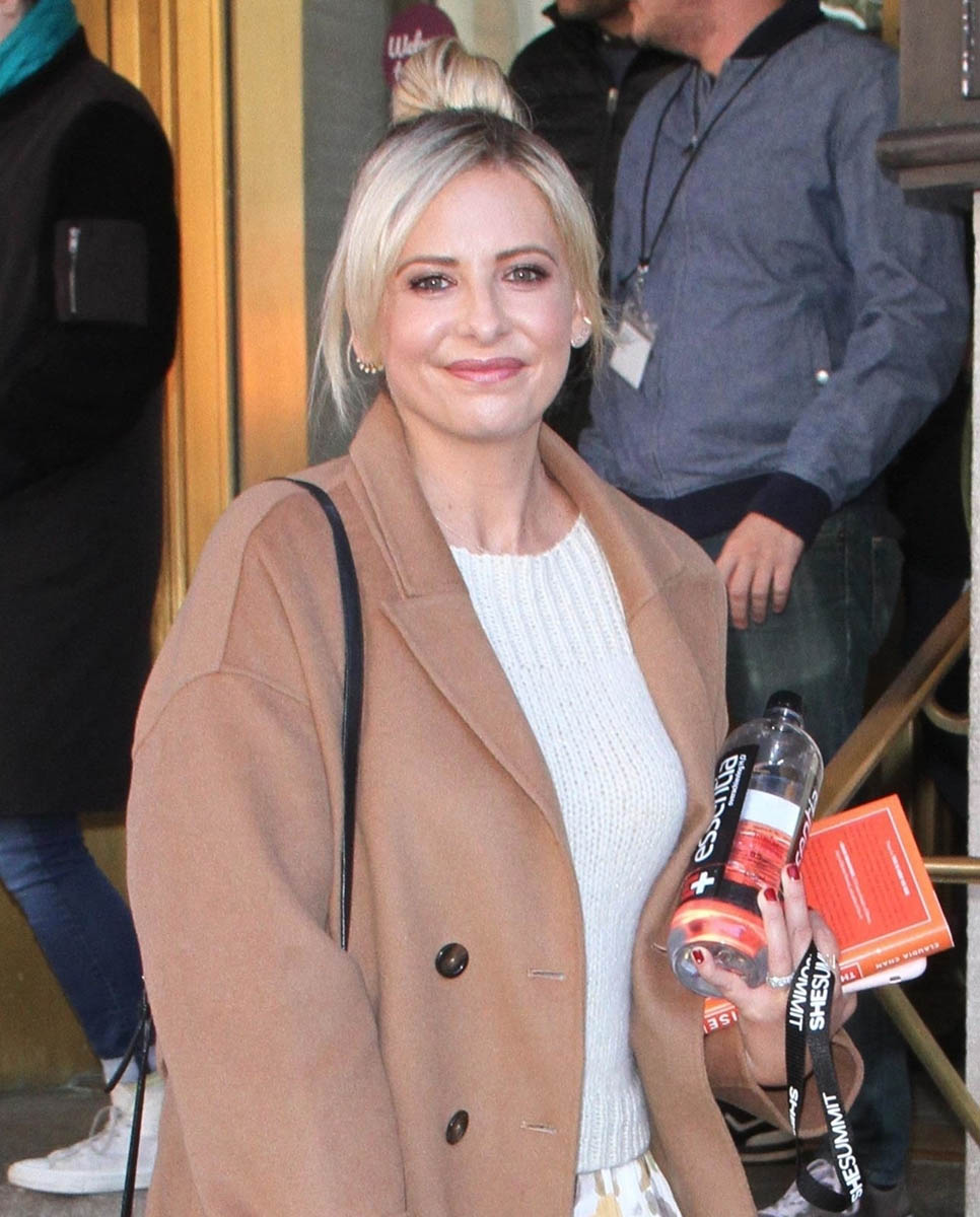 Smutty Social Media, October 24, 2018