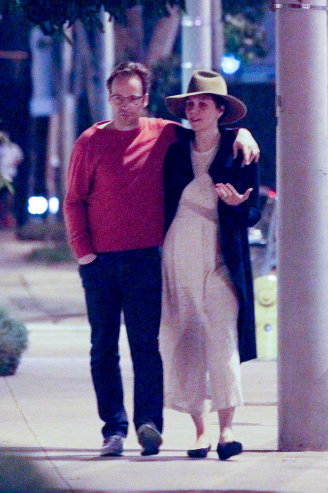 Smutty Roundup: Maggie & Peter, Keira in glasses, and Mischa Barton