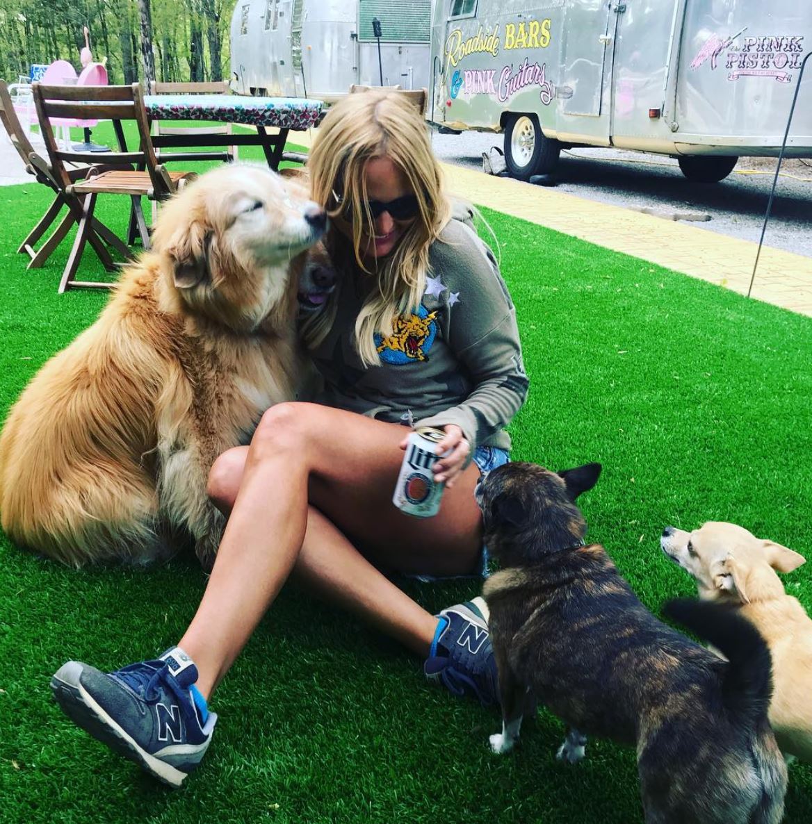 Smutty Social Media, May 1, 2018