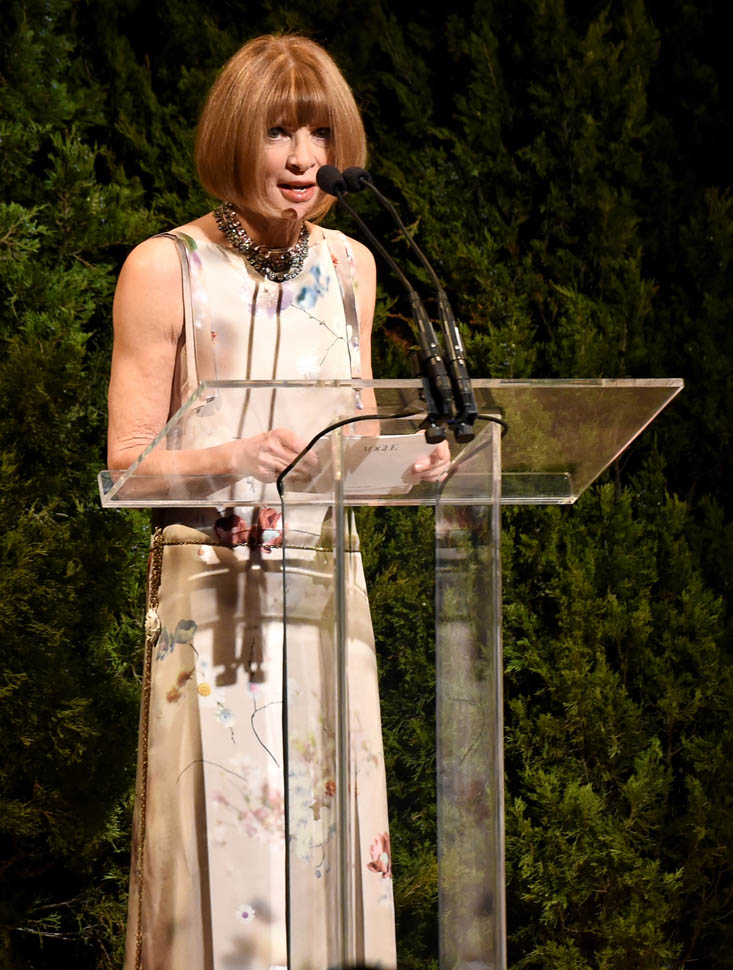 Smutty Social Media, Tuesday November 3, 2015