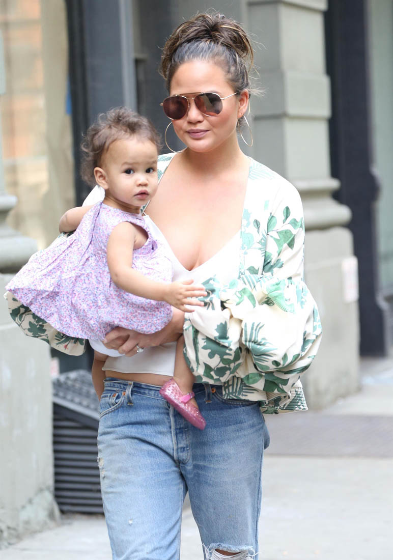 Smutty Social Media, July 5, 2017