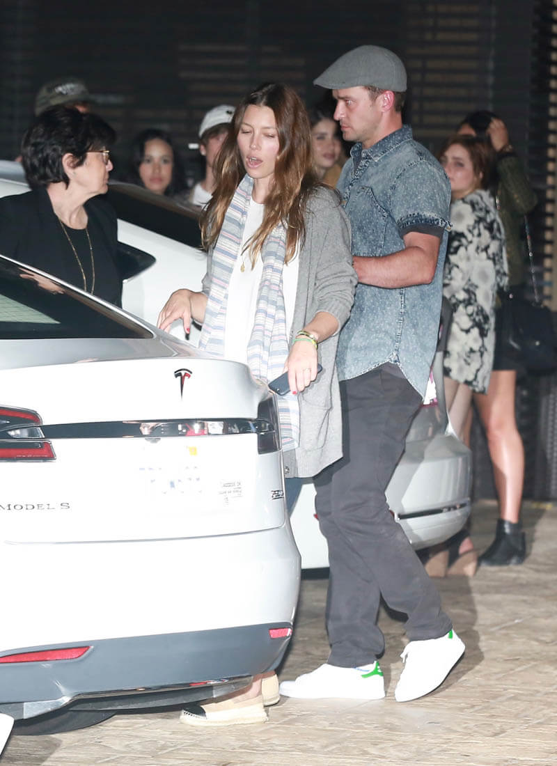 Smutty Social Media, August 8, 2016