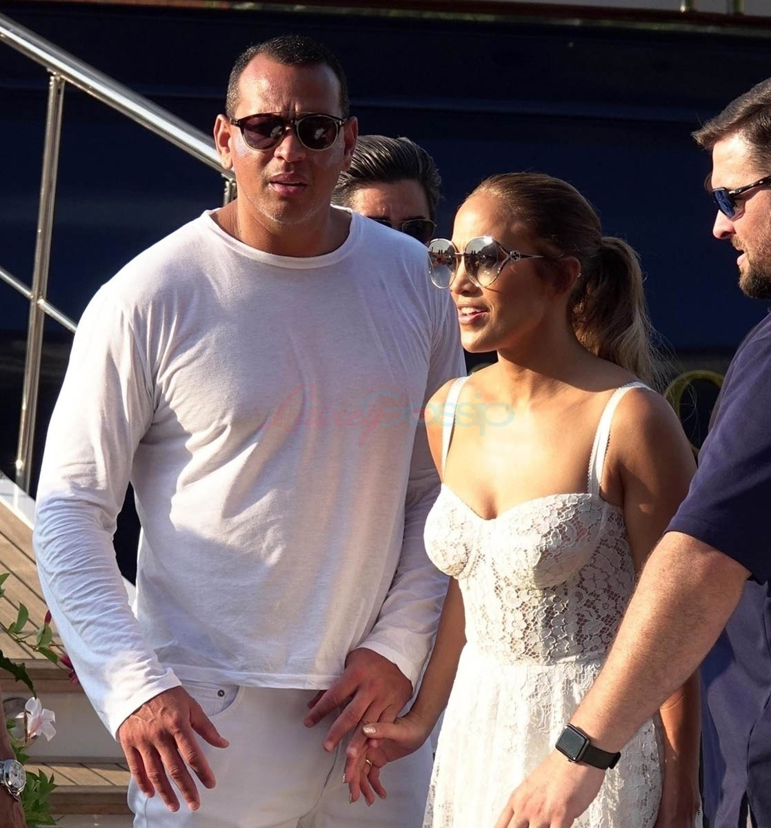 Smutty Social Media, August 8, 2018