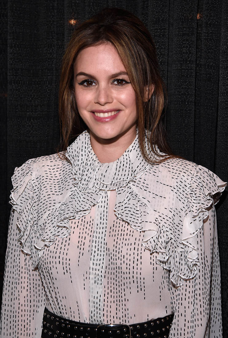 Smutty Social Media, June 8, 2017