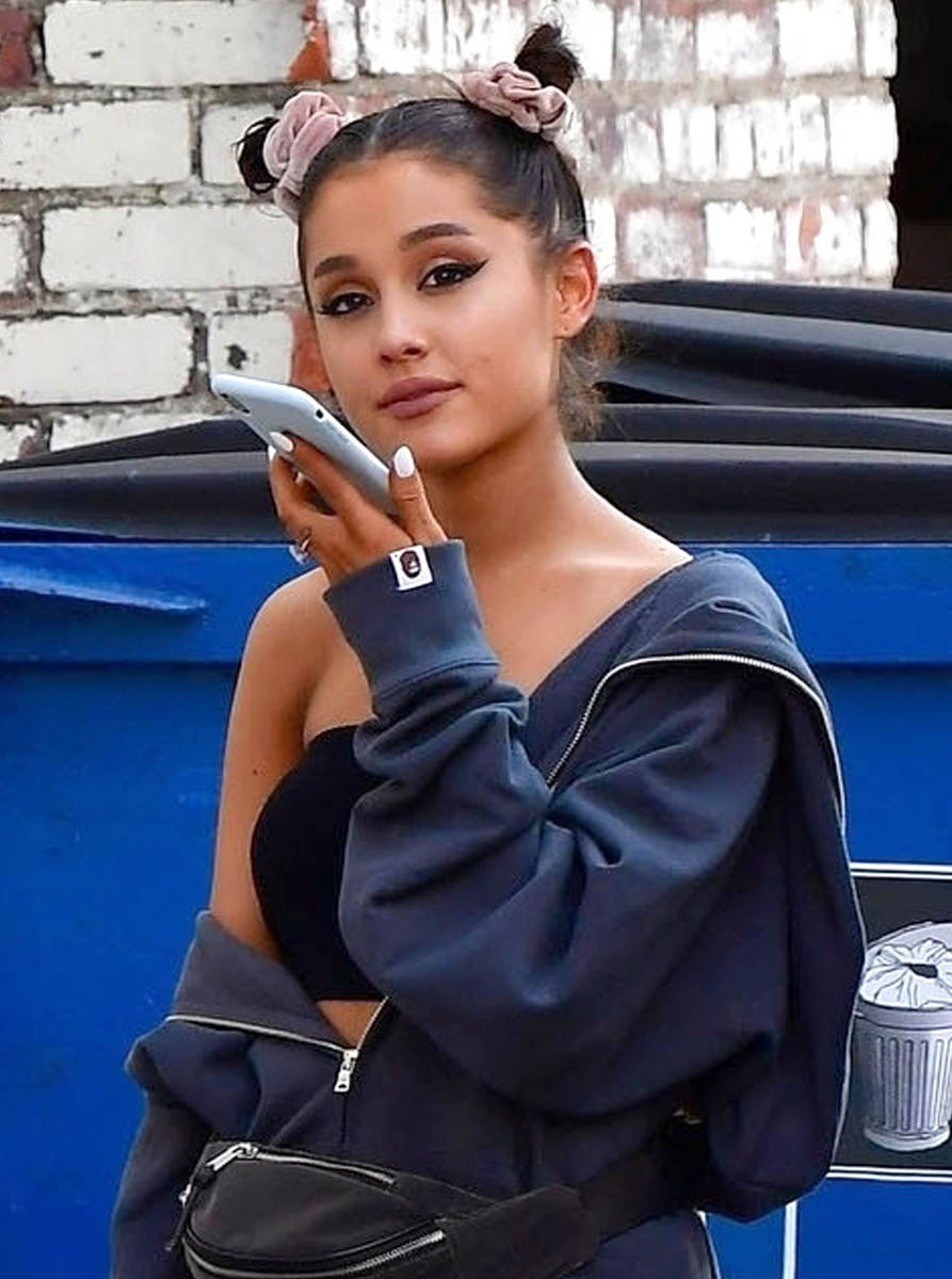 Smutty Social Media, July 11, 2018