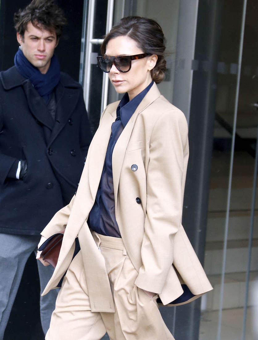 Smutty Social Media, March 15, 2017