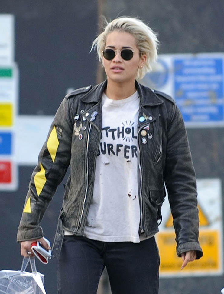 Smutty Social Media, Tuesday June 16, 2015