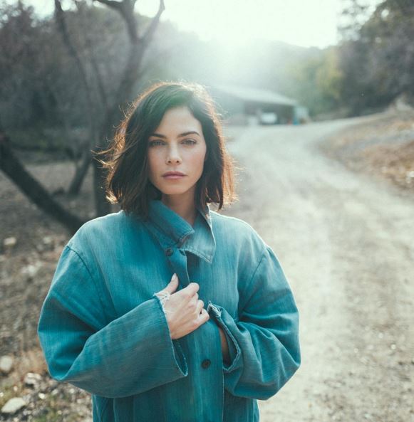 Smutty Social Media, January 18, 2016