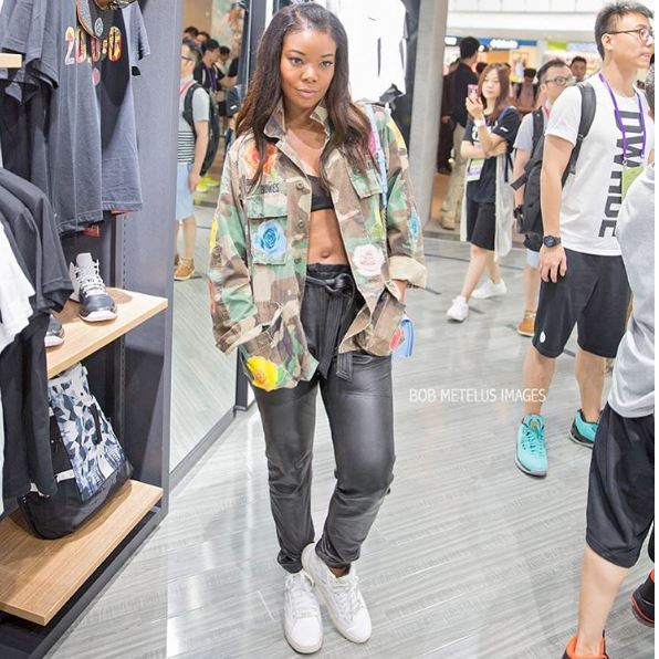 Smutty Social Media, July 18, 2016