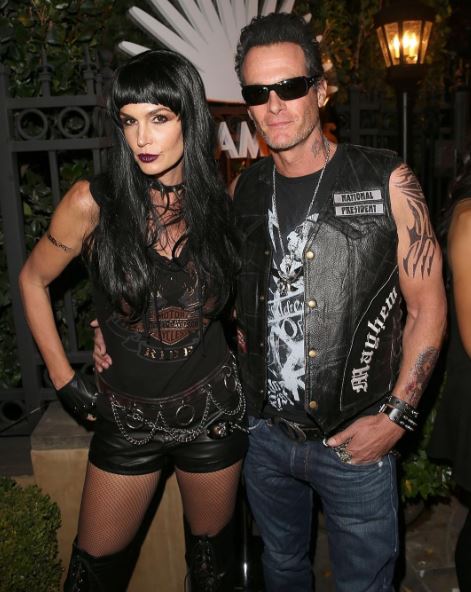 Smutty Social Media, October 18, 2016