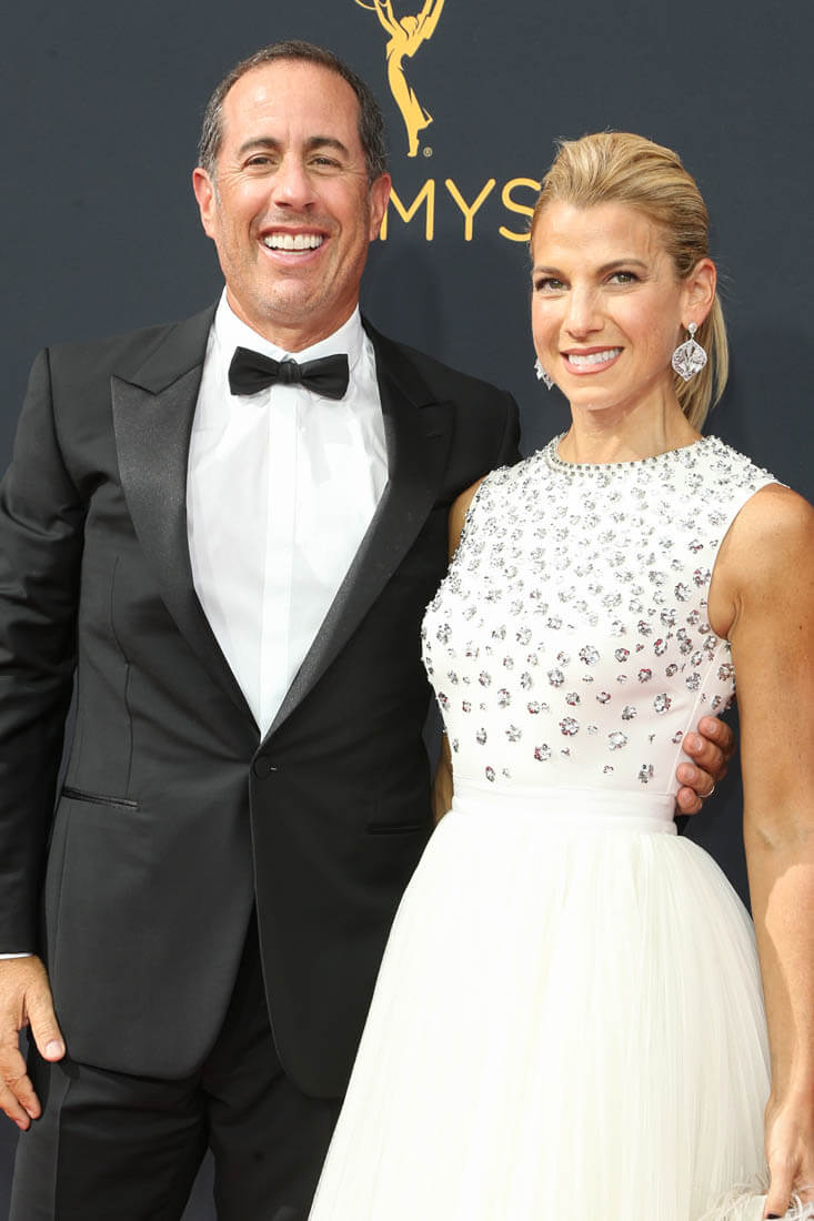 Smutty Social Media, September 19, 2016