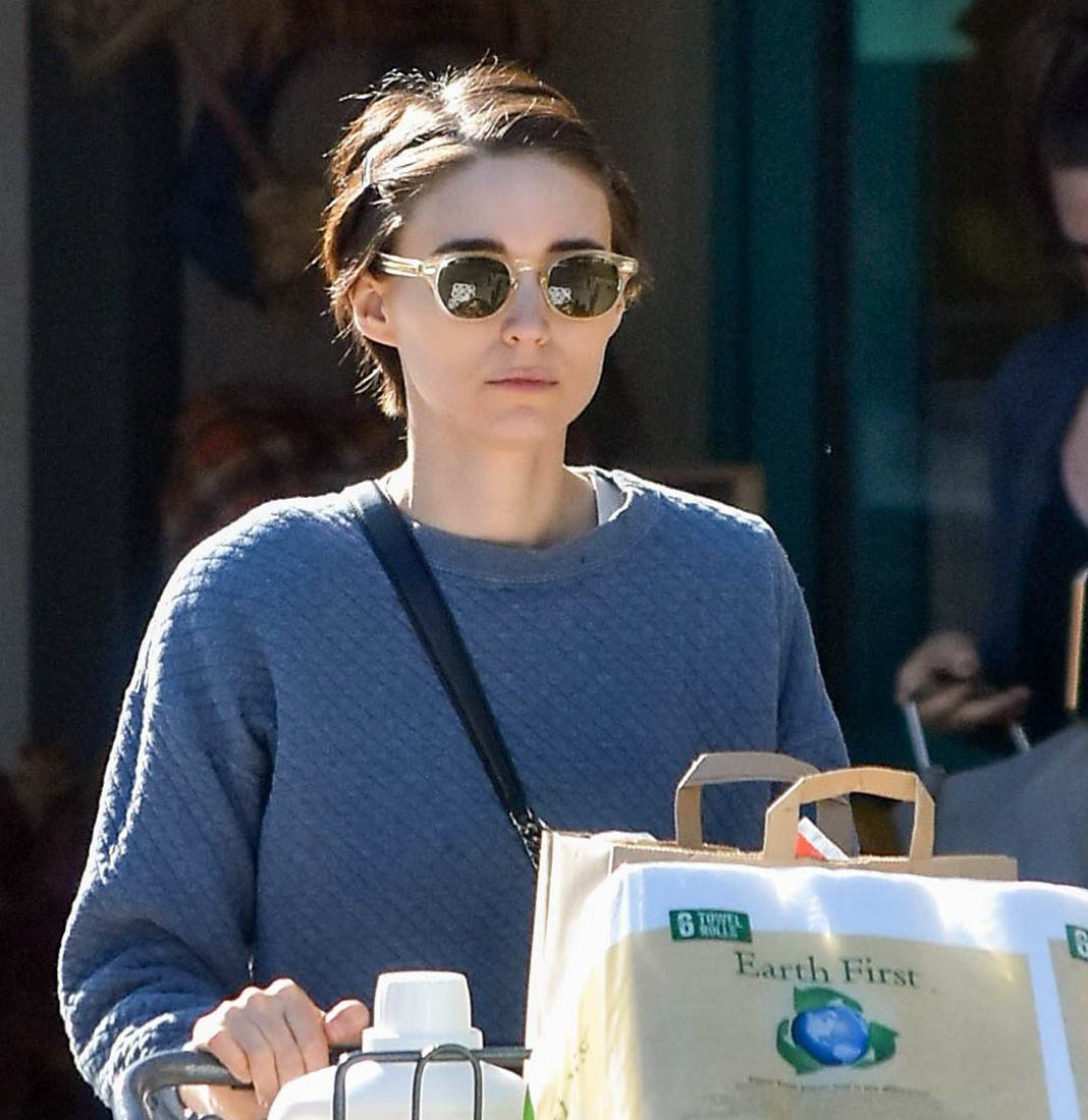 Smutty Social Media, September 26, 2017