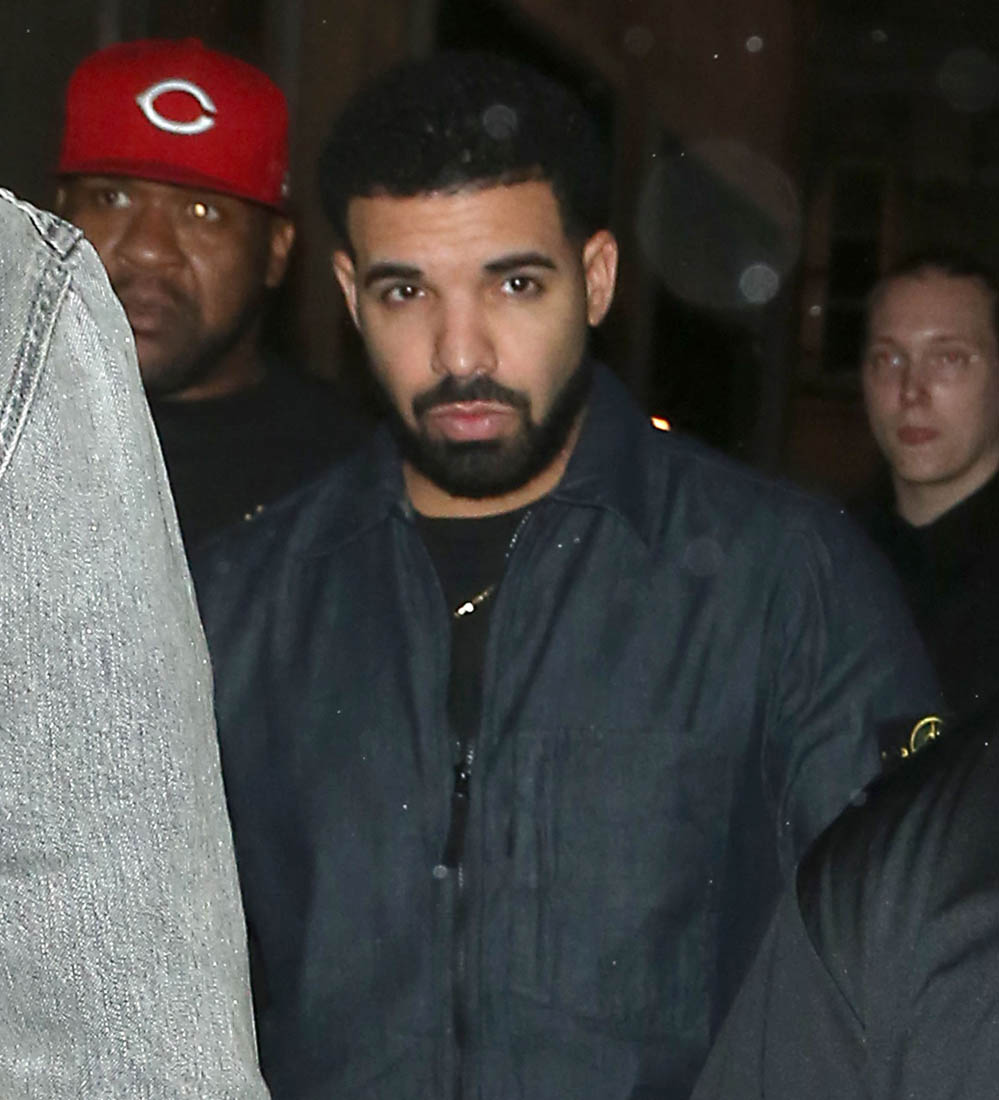 Smutty Social Media, August 30, 2017