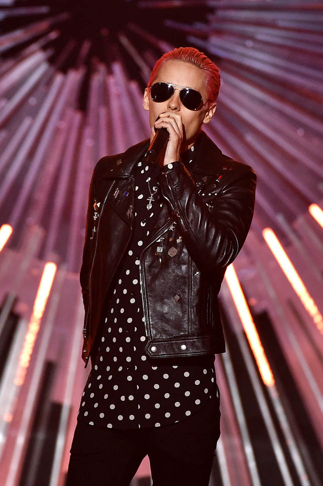 Smutty Social Media, Monday August 31, 2015