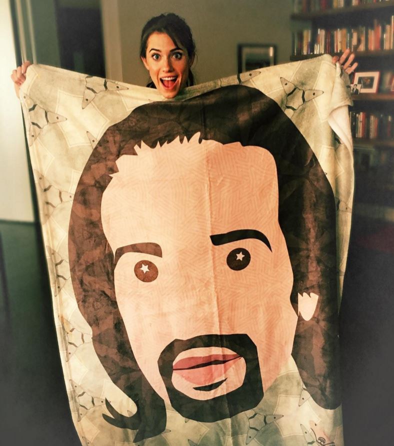 Smutty Social Media, April 7, 2016