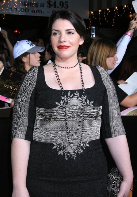 Stephenie Meyer is ruining Rom-coms too now…