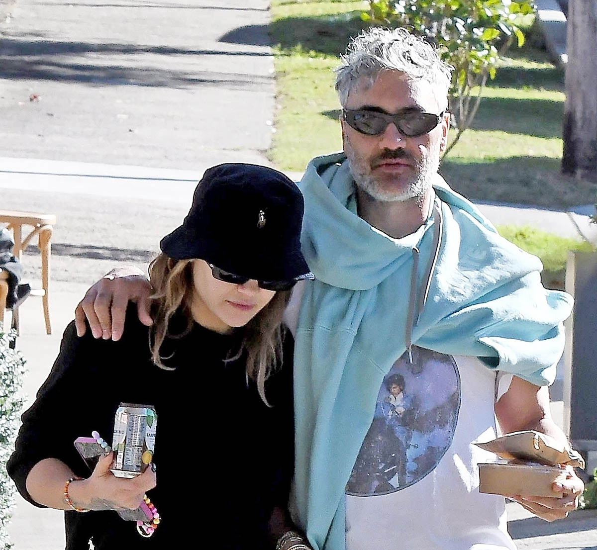 Taika and Rita get papped