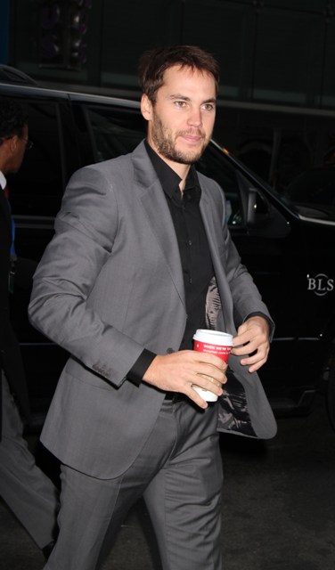 Early Christmas with Taylor Kitsch!