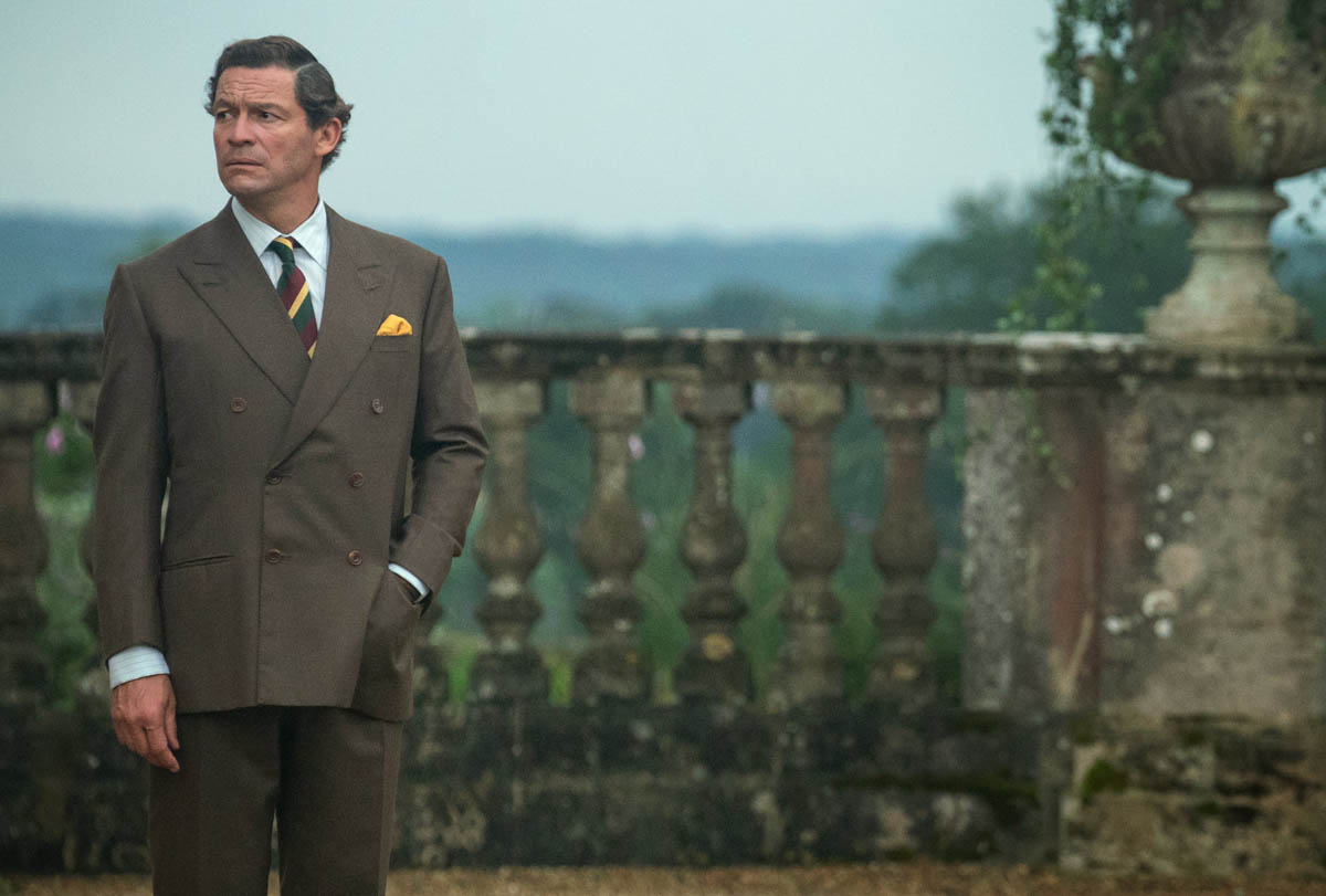 Dominic West and Elizabeth Debicki and the new Charles and Diana