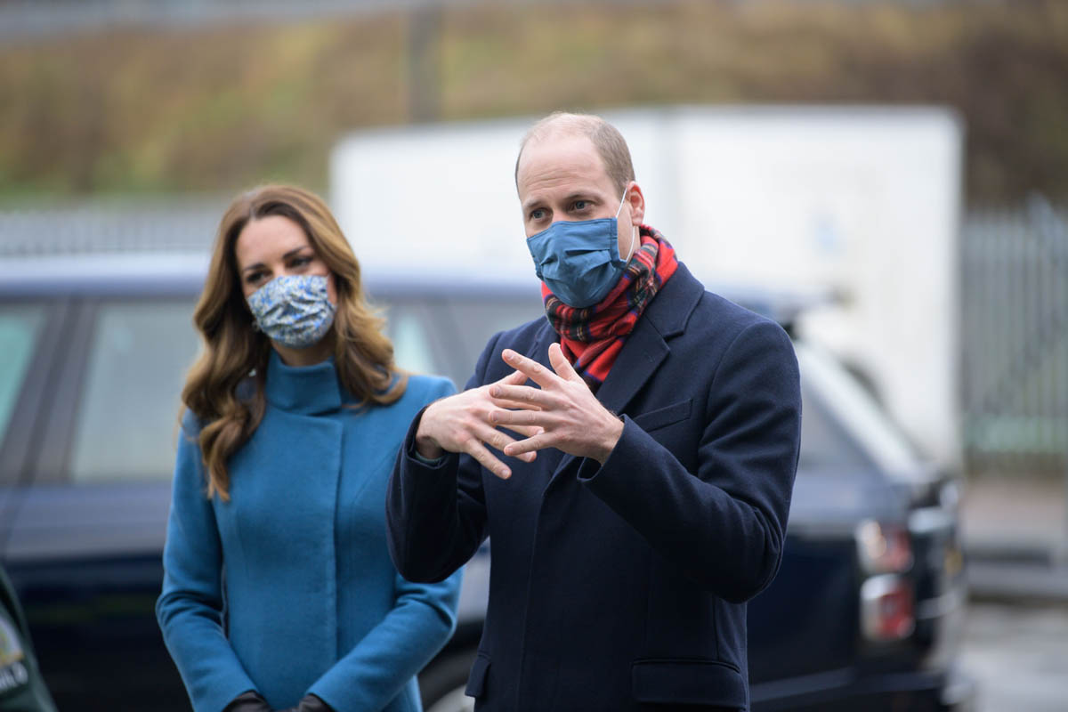 Netflix and The Crown: No Disclaimer