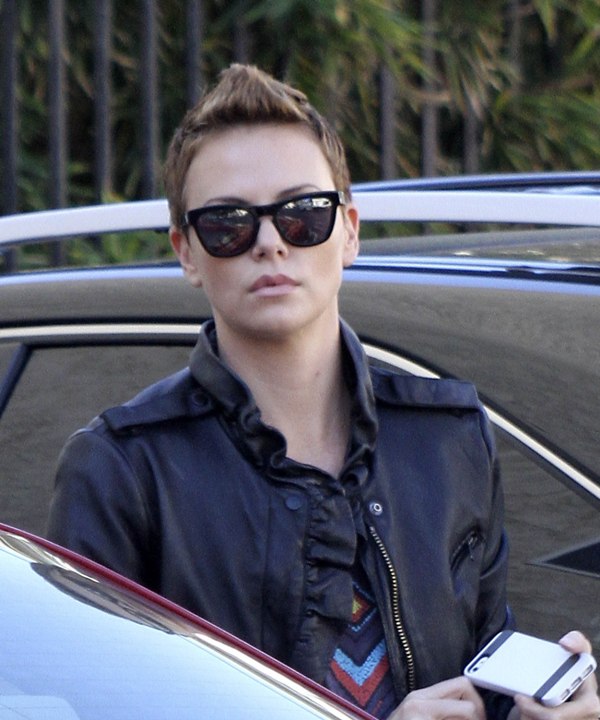 Charlize Theron hair porn